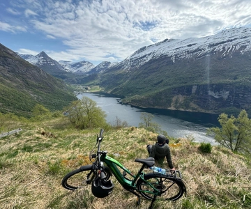 Tour in e-bike a Geiranger, Norvegia