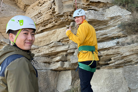 Baku: Rock Climbing Experience with Guide and Gear