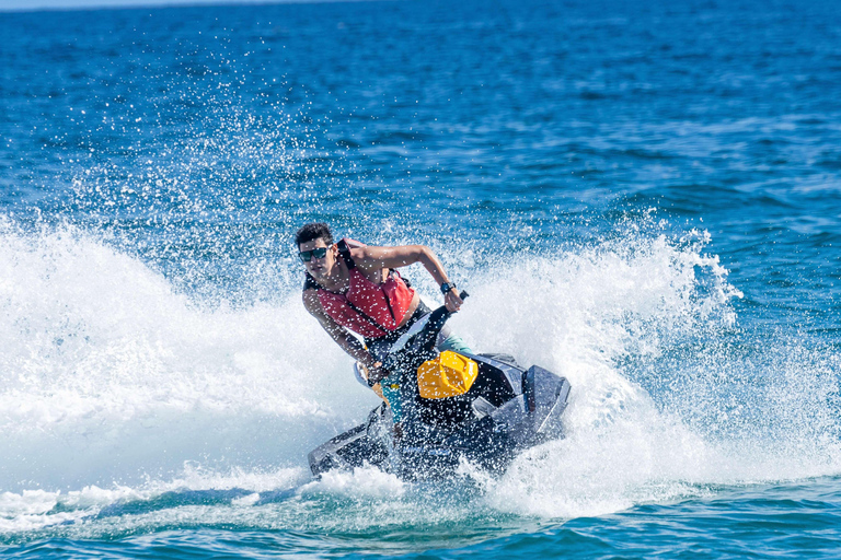 Jetski avontuur Zanzibar :Plezier op het strand van Kendwa/NungwiJetski avontuur in Zanzibar :Plezier in Kendwa/Nungwi