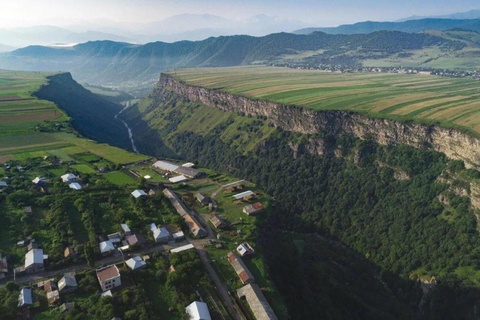 O melhor de Lori: Mosteiros da UNESCO, refeições ao ar livre na natureza