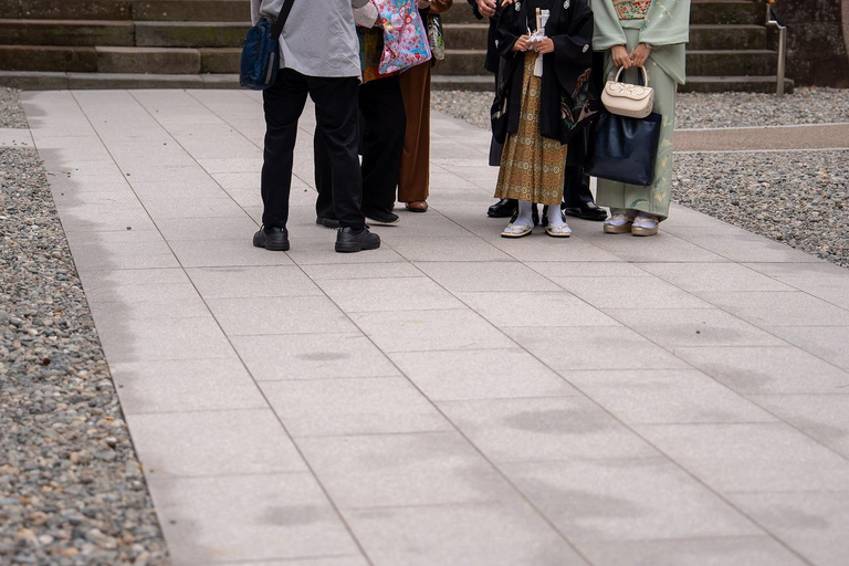 Kanazawa: Samurai and Geisha Culture Walking Tour with Lunch