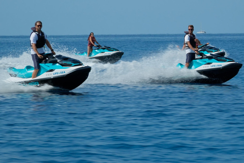 Mallorca: 25-Minute Palma Beach Jet Ski Excursion Jet Ski for 2 People for 25 Minutes