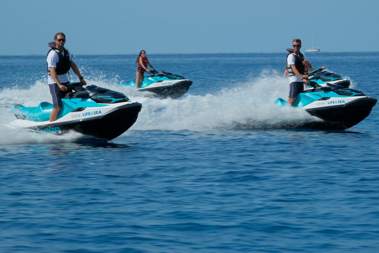 Mallorca: 25-Minute Palma Beach Jet Ski Excursion Jet Ski for 2 People for 25 Minutes