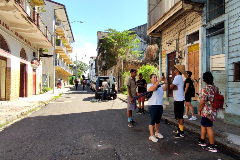 Descubre Santa Ana y el Chorrillo: un recorrido urbano y culinario