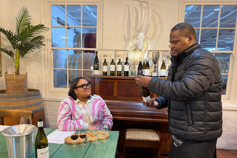 Cape Town: Stellenbosch, Franschhoek Wine Tram Tasting Tour