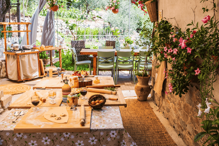 Sorrento: Clase de Cocina Marì en una Granja Familiar con Vistas a la Costa