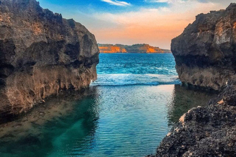 Nusa Penida 2-Day Adventure: Sunset & Speed boat to Gili Nusa Penida 2-Day Adventure: Sunset & Gili Transfer