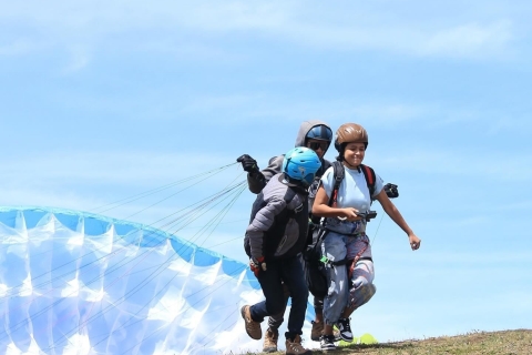 From Bogota: Paragliding day in Guatavita