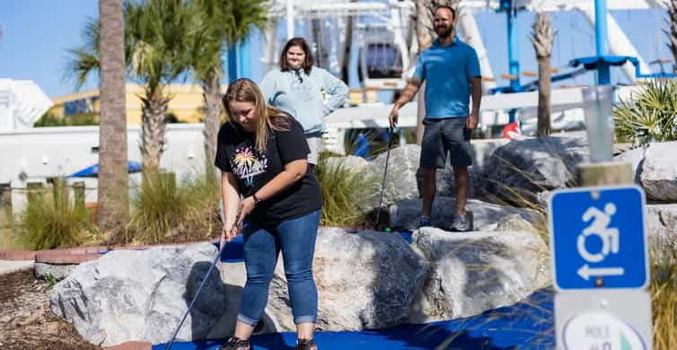 Playa De Ciudad De Panam Pase Para El Minigolf Skywheel Getyourguide