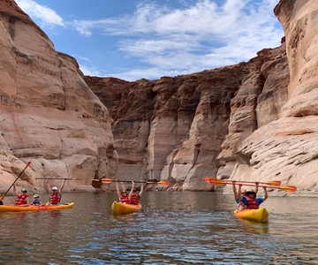 Antelope Canyon Lake Powell: Guided Kayaking & Hike Tour