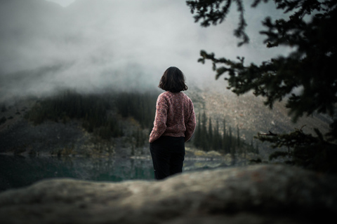 Banff: Moraine Lake Sunrise Experience