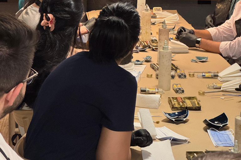 MANCHESTER: Mending pottery with a Gold (Kintsugi )