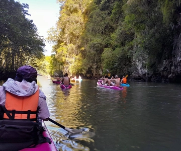 Krabi: Half-day Kayak at Ao Thalane (Group of 10 maximum)