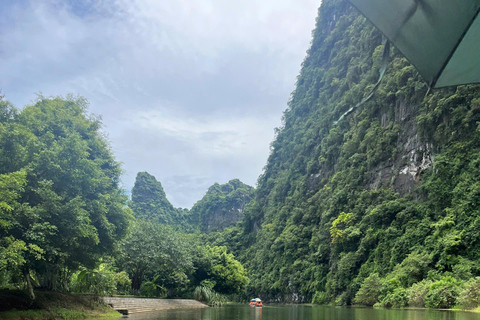 HOA LU - BAI DINH - TRANG AN - MUA-GROTTAN FRÅN NINH BINH