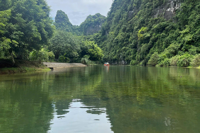 HOA LU - BAI DINH - TRANG AN - CAVERNA MUA DE NINH BINH