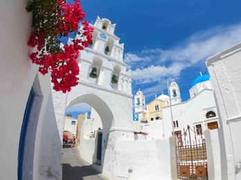 Exploring the Jewels of Santorini: A Comprehensive 5-Hr Tour