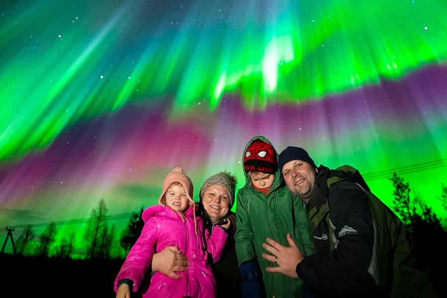 Rovaniemi: Nordlichter-Tour mit 100 % Garantie, kostenlose Fotos. Foto: GetYourGuide Rovaniemi: Nordlichter-Tour mit 100 % Garantie, kostenlose Fotos. Foto: GetYourGuide