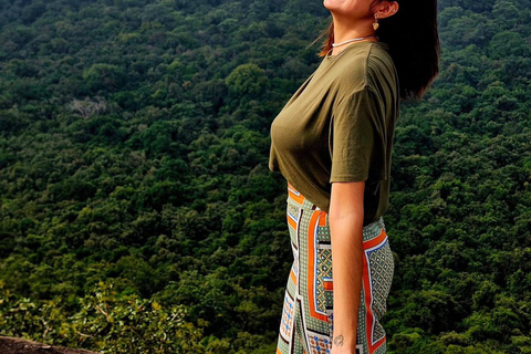 From Colombo: 2-Day Sigiriya and Kandy Private Heritage Tour