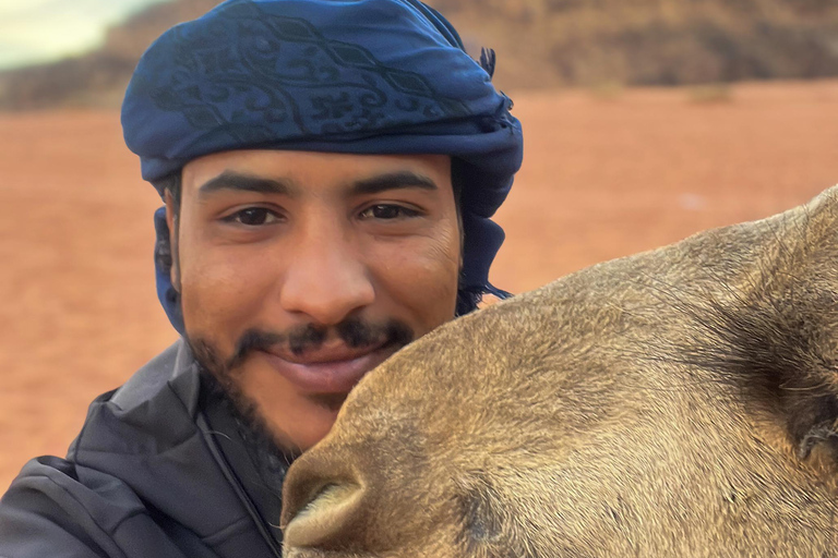 Wadi Rum: 2-Day Southern Desert Tour, Camel & Stargazing