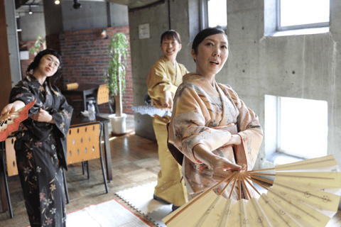 Kushiro Japanese Dance & Kimono with a Friendly Local Master