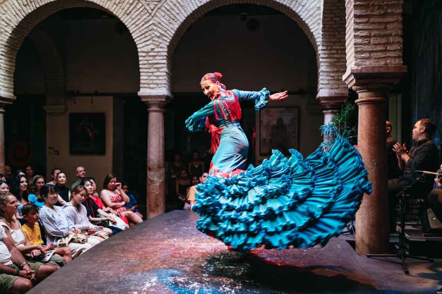 Sevilla: Flamenco-Show mit optionalem Flamenco-Museumsticket