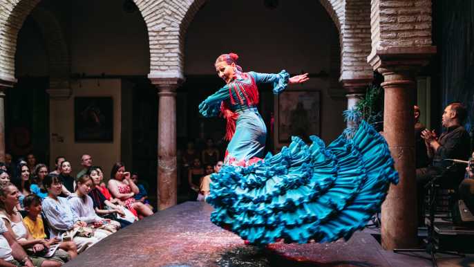 Sevilla: espectáculo flamenco con entrada opcional al Museo