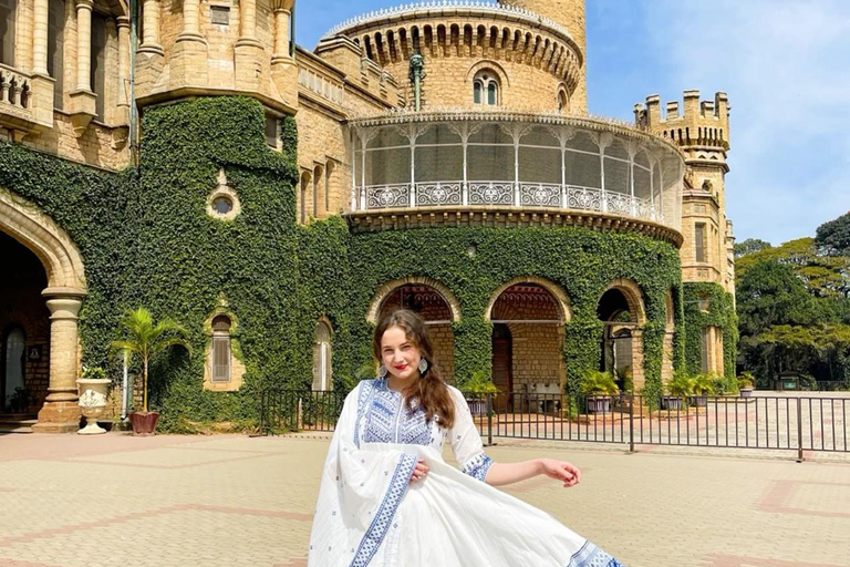 Tour della città di Bangalore: a piedi, palazzo e templiTour della città di Bangalore: a piedi, palazzi e templi