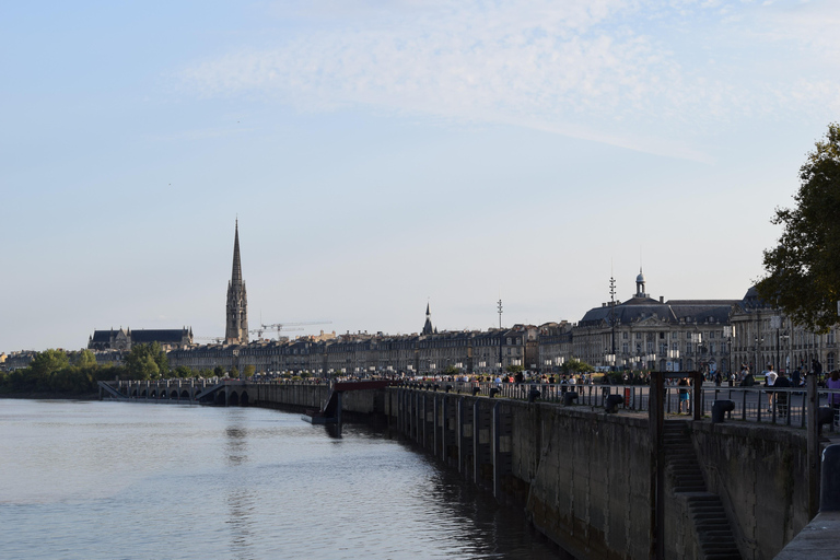 Bordeaux : see the whole city by bike