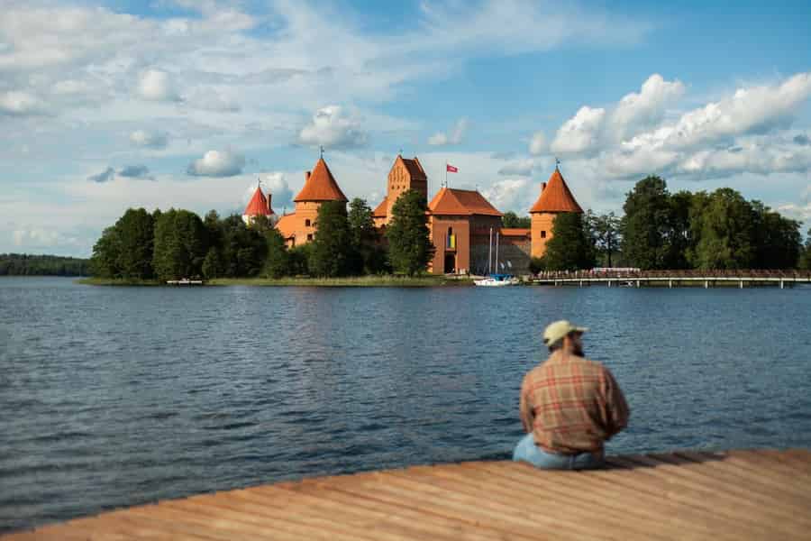 Jims Samstagstour von Vilnius nach Trakai & zum Hügel der Engel. Foto: GetYourGuide Jims Samstagstour von Vilnius nach Trakai & zum Hügel der Engel. Foto: GetYourGuide