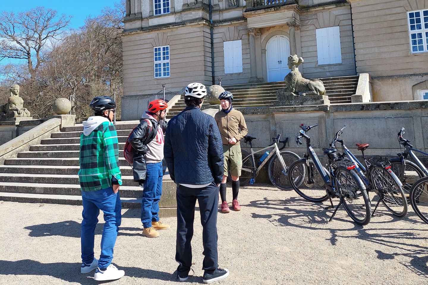 Copenhagen: Guided Tour Deer Park in Klampenborg