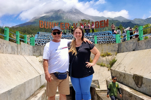 Merapi Vulkaan 4WD Jeep Tour vanuit YogyakartaMerapi Vulkaan Jeep Dagtocht