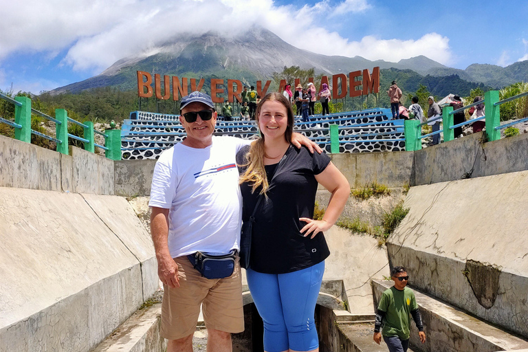 Merapi Vulkaan 4WD Jeep Tour vanuit YogyakartaMerapi Vulkaan Jeep Dagtocht