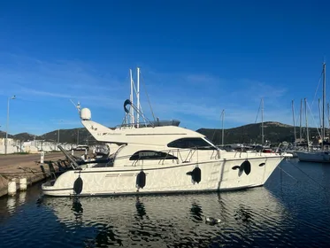 Tagestour mit privatem Boot entlang der Küste