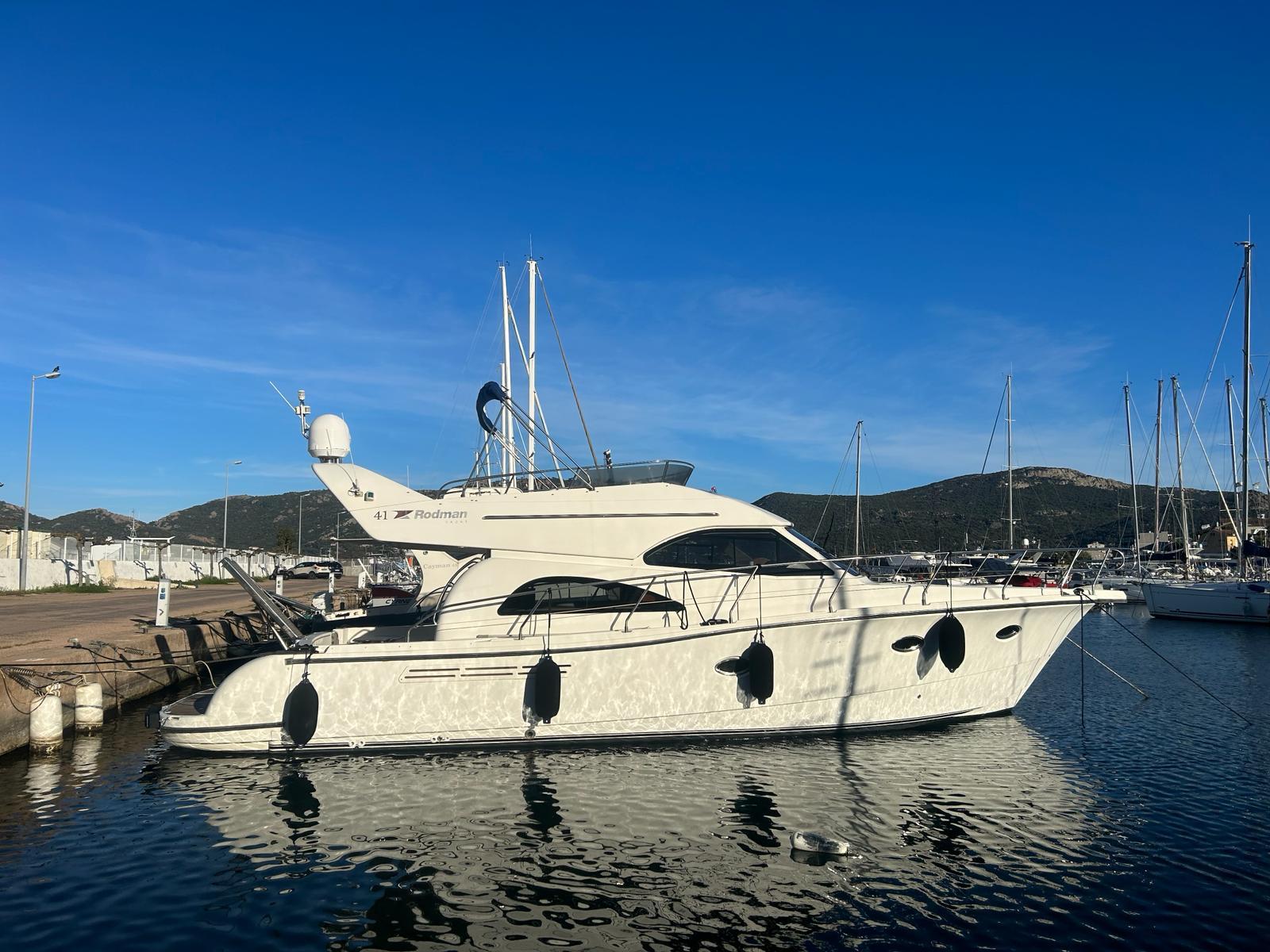 Privatboot Küstenlinie Tagesausflug