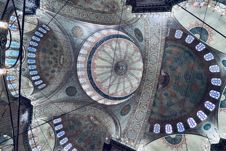 Istanbul: City Highlights Group Tour with Hagia Sophia Entry