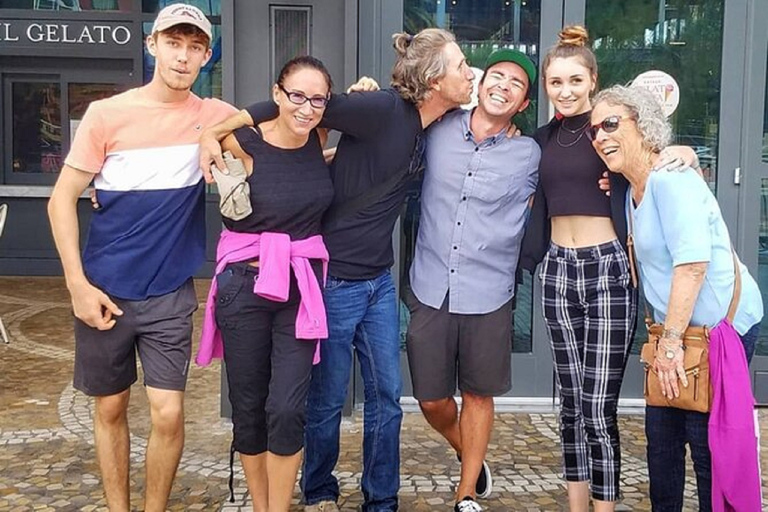 Explora lugares de interés: tour a pie por el Strip de Las Vegas.Explora lugares imprescindibles: tour a pie por el Strip de Las Vegas