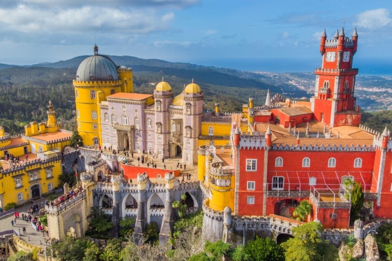 De Lisbonne: excursion d'une journée à Sintra, au palais de Pena et à Cascais
