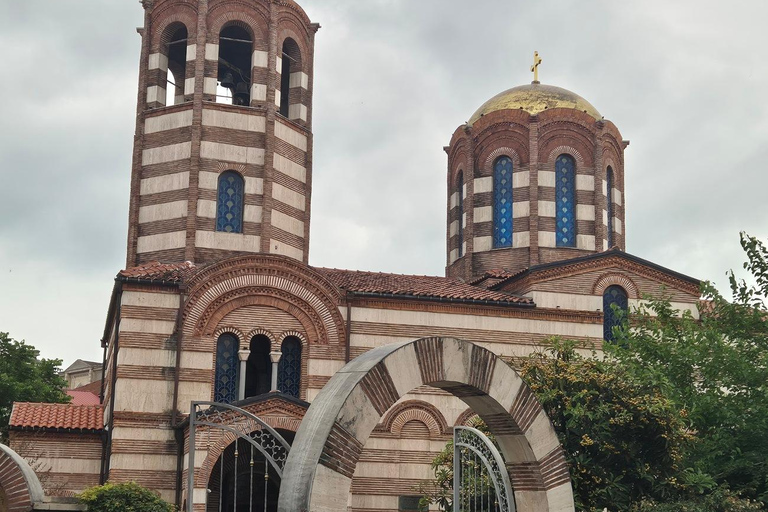 Batumi: Multicultural walking tour, history & local life
