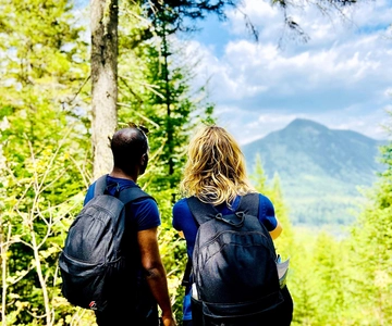 Quebec City: Guided Hike in Jacques-Cartier National Park