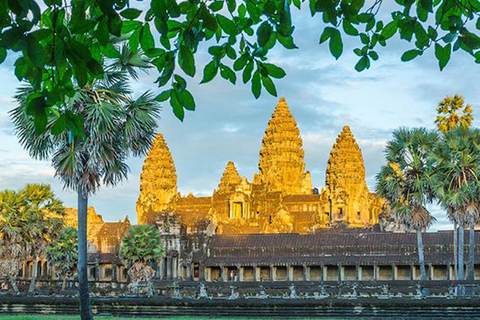 暹粒：吴哥窟日出或日落 3 小时导览游吴哥窟日出 3 小时导览游