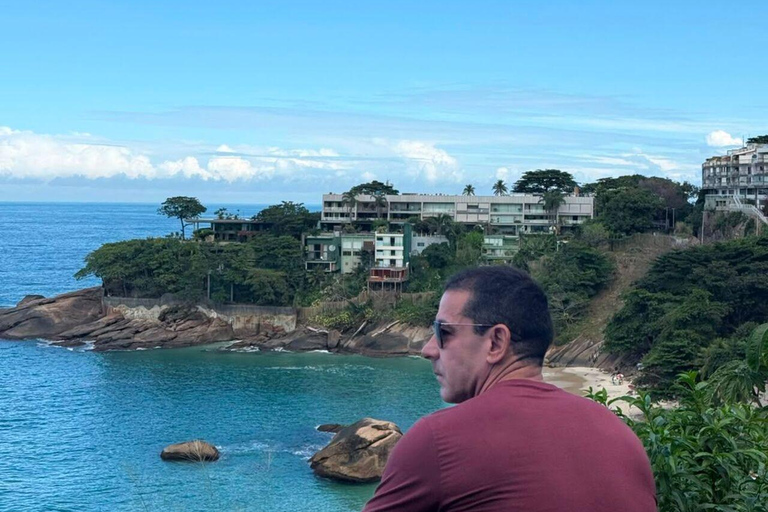 Rio de Janeiro: Vidigal Guided Tour with Drone Video