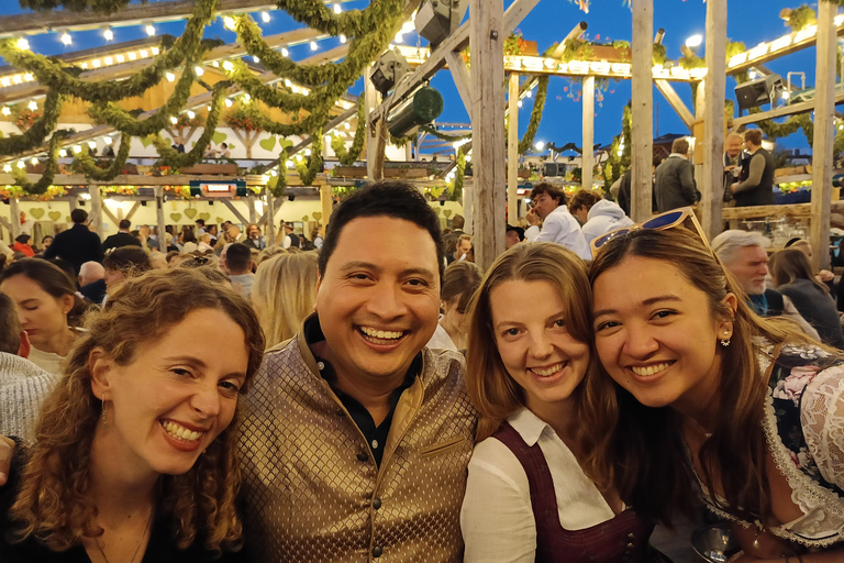 Munich: Oktoberfest Guided Tour with Beer Tent Table & Meal