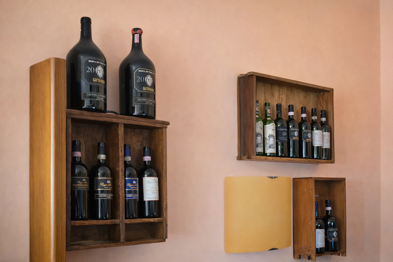 From Siena: Val d’Orcia Wine Tour with Lunch & Brunello Winter Tour