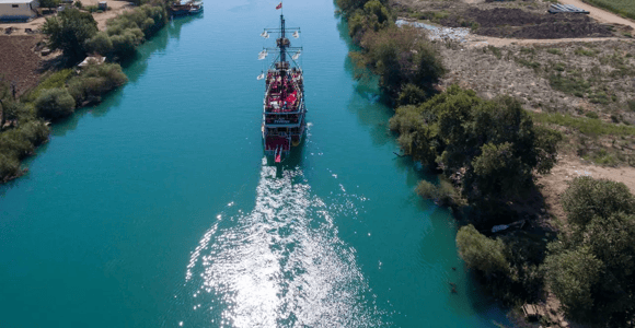 Alanya: Manavgat River Boat Tour with Lunch and Swim
