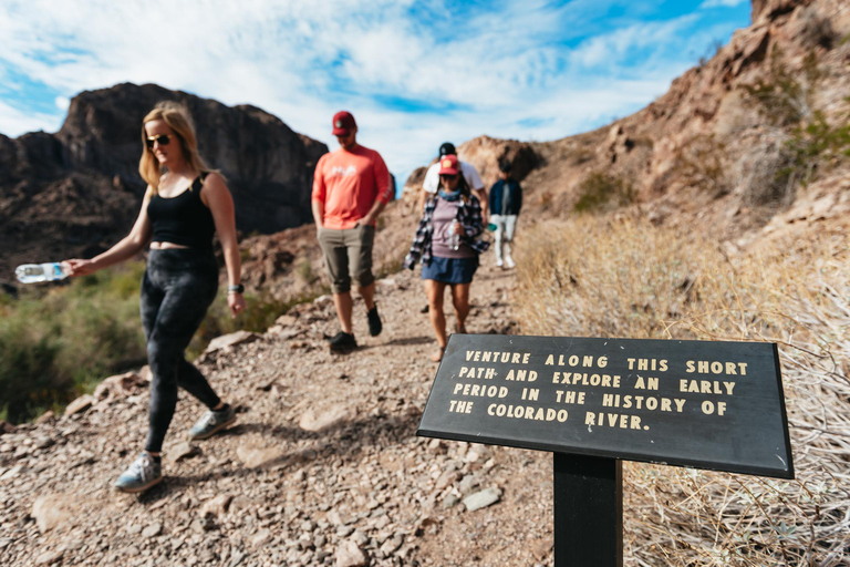 De Las Vegas: excursion d'une demi-journée en kayak dans la grotte d'émeraude