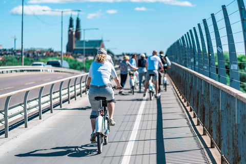 Estocolmo: tour guiado de 3 horas em bicicleta particularVisita em inglês, alemão, francês, italiano, espanhol ou sueco