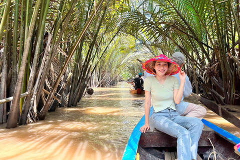 Desde Ho Chi Minh Túneles de Cu Chi y Delta del Mekong Día CompletoVisita en grupo