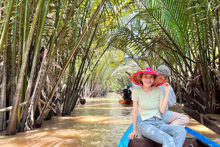 Desde Ho Chi Minh Túneles de Cu Chi y Delta del Mekong Día CompletoVisita en grupo