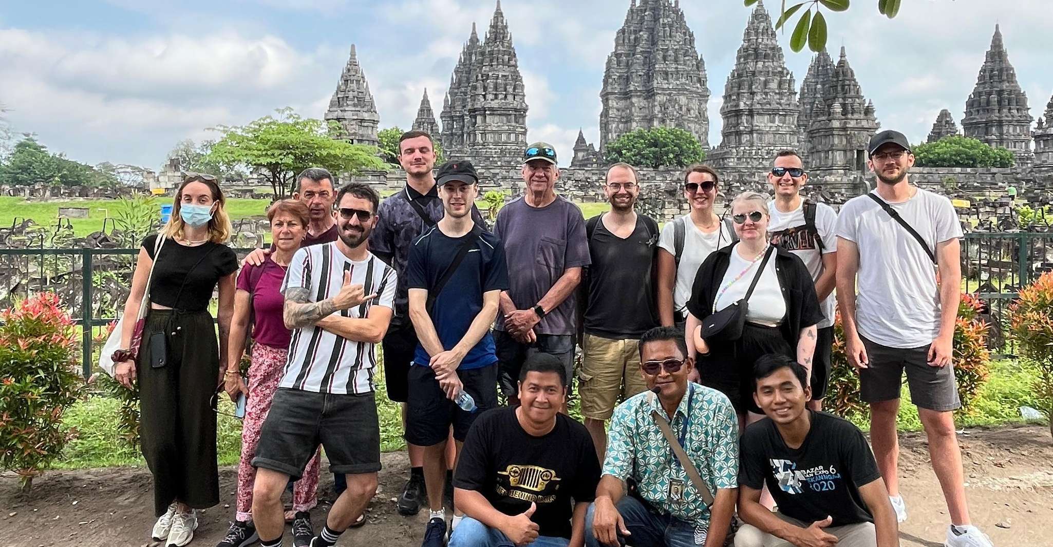 Yogyakarta: Borobudur Sunrise & Prambanan Guarantee Climb up photo 16