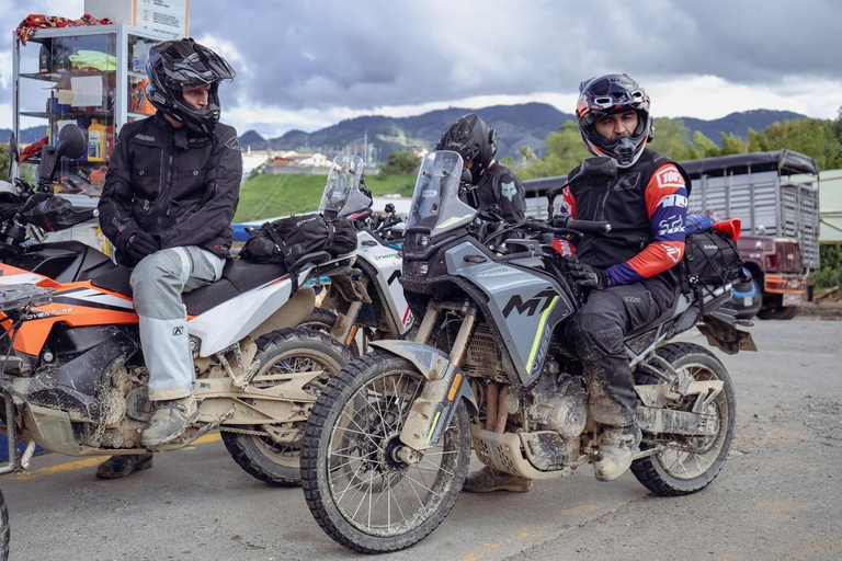 Brasov: Transylvania Motorcycle Tour with Gastro Local Lunch Brasov: Private Transylvania Motorcycle Adventure with Lunch